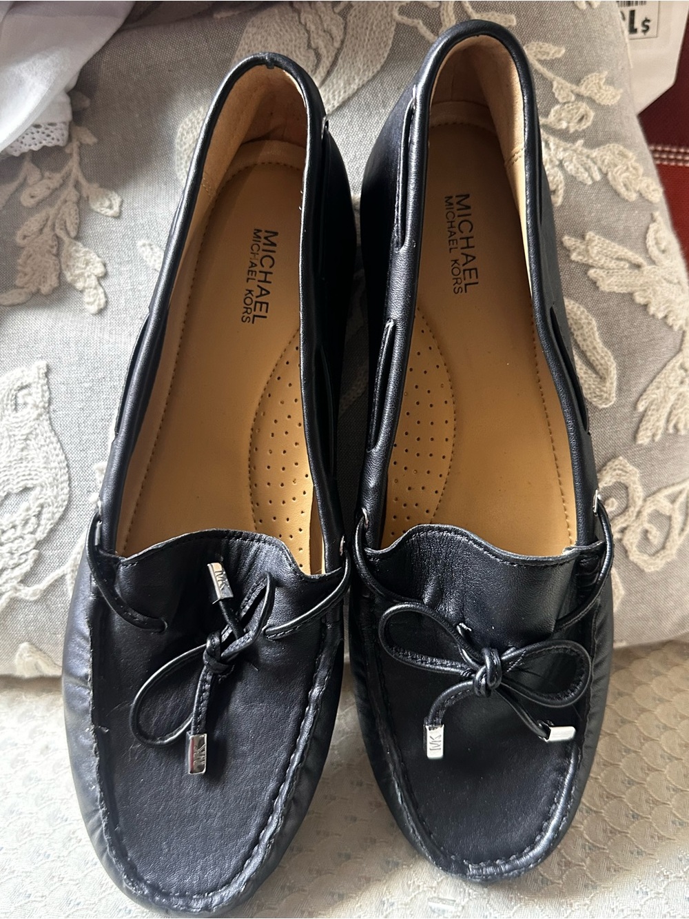 MICHAEL Michael Kors Black Leather Bow Moccasin Flats